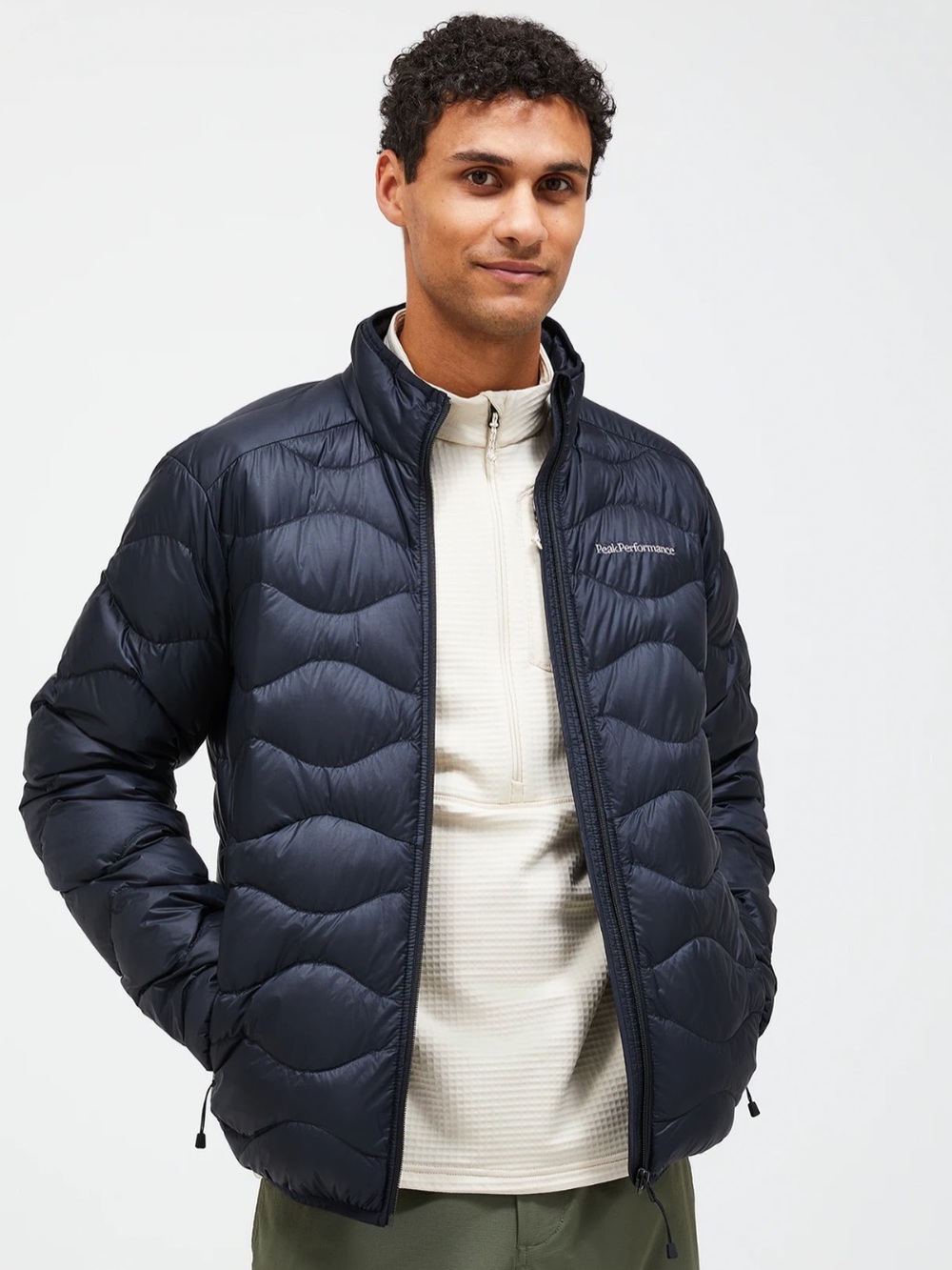 Peak Performance Helium Lightweight Jacket- Black